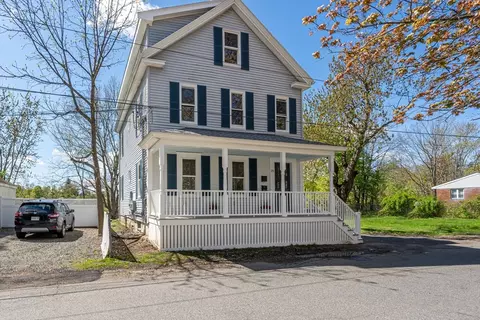 29 Field St #1, Amesbury, MA 01913