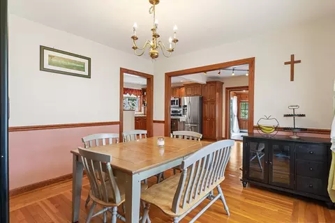 17 Wilson St, Reading, MA 01867 photo 7