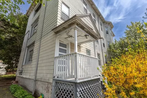 60 Esther St, Worcester, MA 01607 photo 4