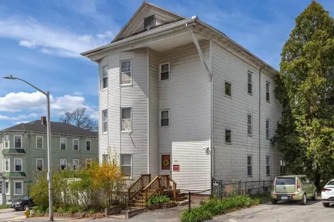 60 Esther St, Worcester, MA 01607 photo 2