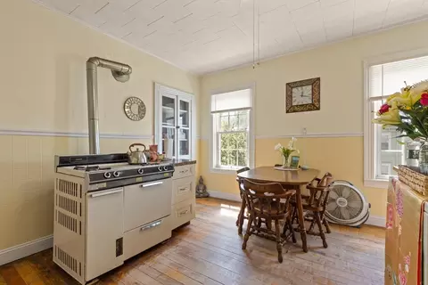 60 Esther St, Worcester, MA 01607 photo 13