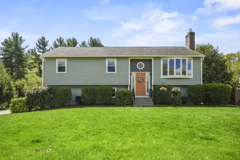 10 Nicole Dr, Millbury, MA 01527