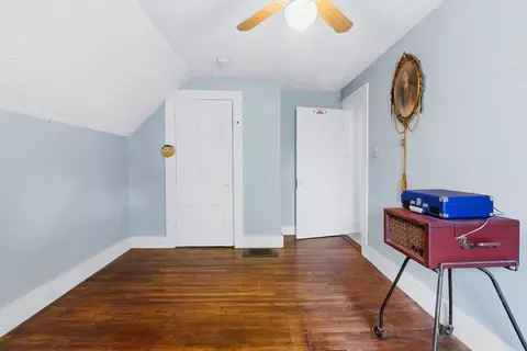 Bedroom - 20 Trinity Ave, Lynn, MA 01902 photo 4 of 6