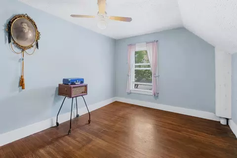 Bedroom - 20 Trinity Ave, Lynn, MA 01902 photo 3 of 6