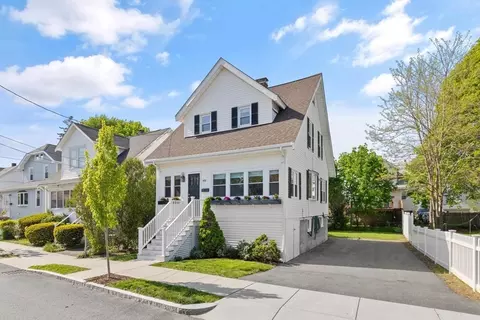 108 Sharon Rd, Quincy, MA 02171