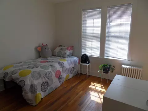Bedroom - 28 S Flagg St, Worcester, MA 01602 photo 8 of 9