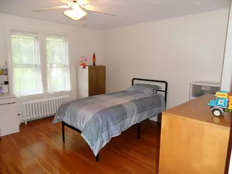 Bedroom - 28 S Flagg St, Worcester, MA 01602 photo 1 of 9