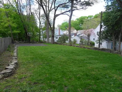 Exterior - 28 S Flagg St, Worcester, MA 01602 photo 13 of 14
