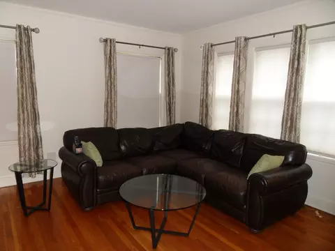 Living - 28 S Flagg St, Worcester, MA 01602 photo 1 of 5