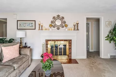 15 Jeffrey Rd, Springfield, MA 01119 photo 15
