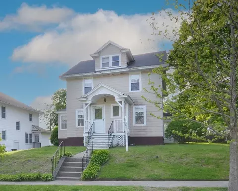 122 Morningside Rd, Worcester, MA 01602