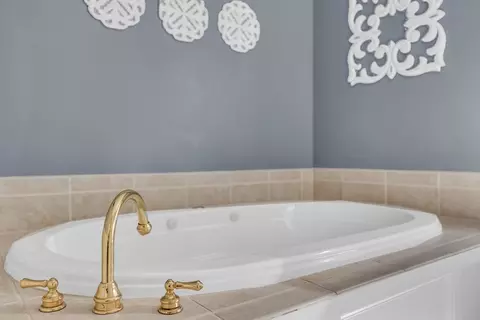 Bath - 16 Grandview Rd, Danvers, MA 01923 photo 1 of 5