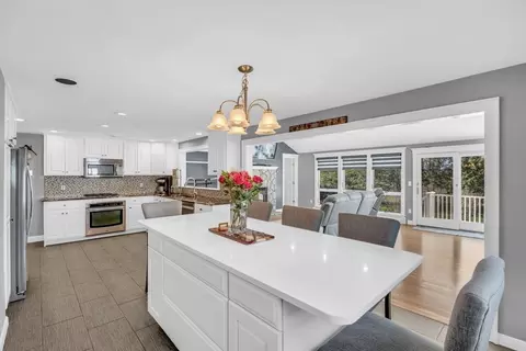 Kitchen - 16 Grandview Rd, Danvers, MA 01923 photo 4 of 5