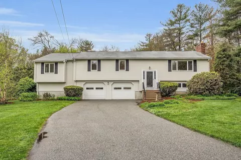 7 Donna Rd, Andover, MA 01810