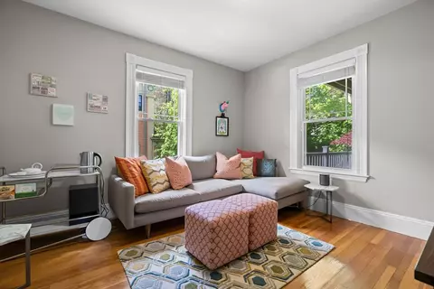 7 Clive St #2, Jamaica Plain, MA 02130 photo 3