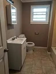 Bath - 55 Prospect St, Fall River, MA 02720 photo 2 of 4