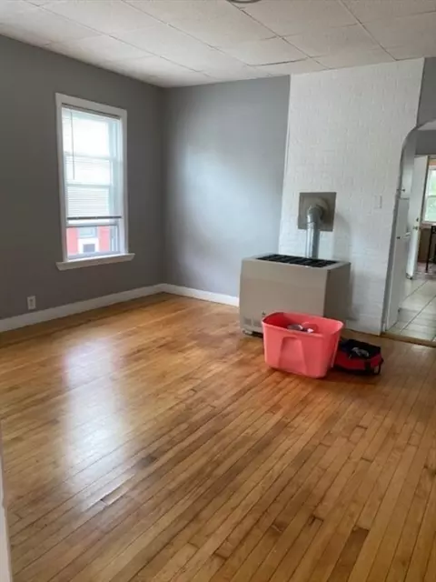 Living - 55 Prospect St, Fall River, MA 02720 photo 3 of 4