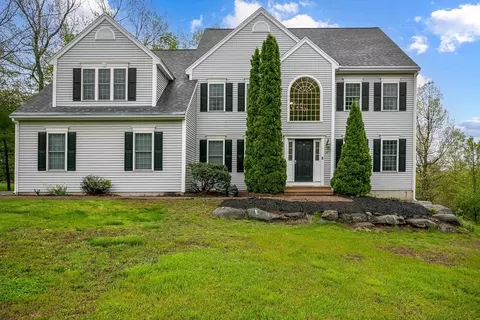37 Stillwater Heights Dr, West Boylston, MA 01583