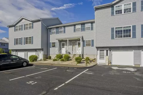 51 Waters Edge #51, Ludlow, MA 01056