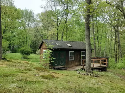Exterior - 11 Amherst Rd, Leverett, MA 01054 photo 4 of 14