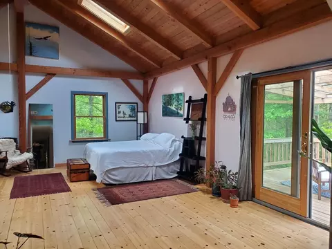 Bedroom - 11 Amherst Rd, Leverett, MA 01054 photo 2 of 6