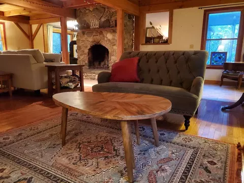 Living - 11 Amherst Rd, Leverett, MA 01054 photo 2 of 5
