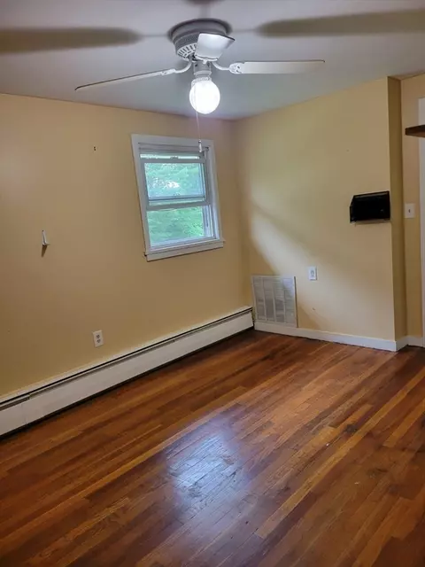 Bedroom - 2220 Pendleton Ave #6227 B, Chicopee, MA 01022 photo 1 of 3
