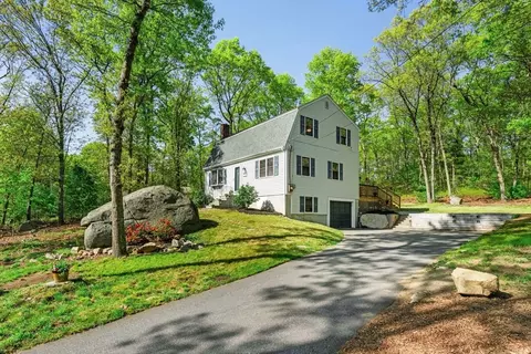 425 Madison St, Wrentham, MA 02093