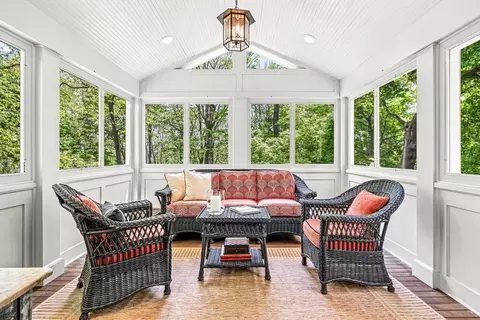 95 Crest Rd, Wellesley, MA 02482 photo 10