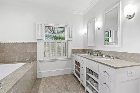 95 Crest Rd, Wellesley, MA 02482 photo 13