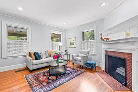 95 Crest Rd, Wellesley, MA 02482 photo 3