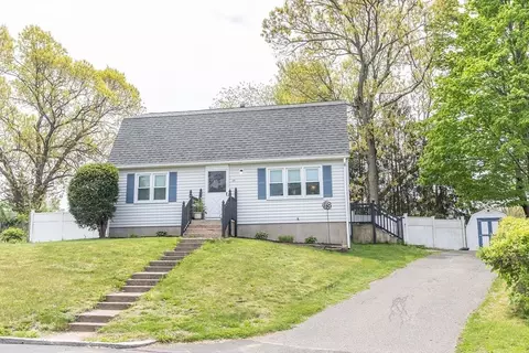 25 Lively Ln, Springfield, MA 01109 photo 35
