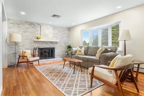 16 Simon Willard Rd, Acton, MA 01720 photo 2