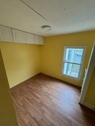 56 Dots Ln, Buzzards Bay, MA 02532 photo 11