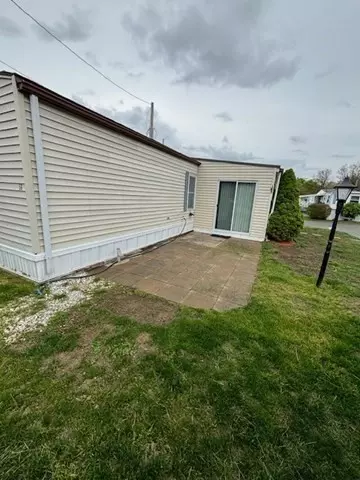 56 Dots Ln, Buzzards Bay, MA 02532 photo 4