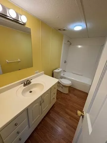 56 Dots Ln, Buzzards Bay, MA 02532 photo 15