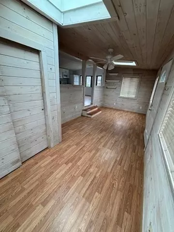 56 Dots Ln, Buzzards Bay, MA 02532 photo 8