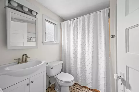 121 Bridge St, Beverly, MA 01915 photo 19