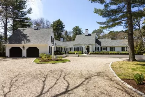 Exterior - 25 Oakdale Path, Barnstable, MA 02655 photo 4 of 11