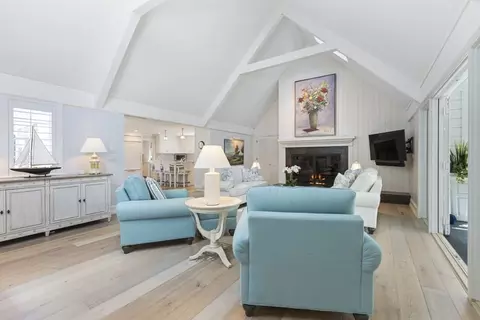 Living - 25 Oakdale Path, Barnstable, MA 02655 photo 5 of 8