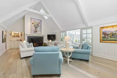Living - 25 Oakdale Path, Barnstable, MA 02655 photo 6 of 8