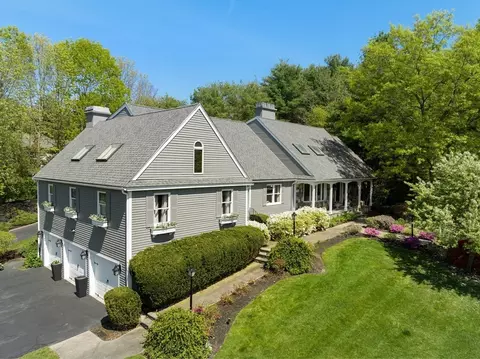 71 Cranberry Ln, Needham, MA 02492 photo 4