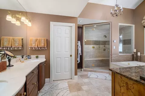 71 Cranberry Ln, Needham, MA 02492 photo 14