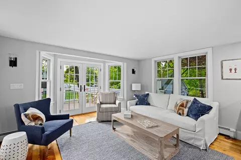 56 Elm St, Hingham, MA 02043 photo 9