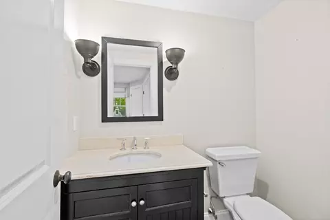 56 Elm St, Hingham, MA 02043 photo 29