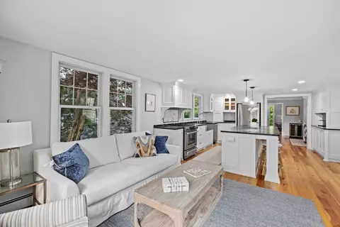 56 Elm St, Hingham, MA 02043 photo 12