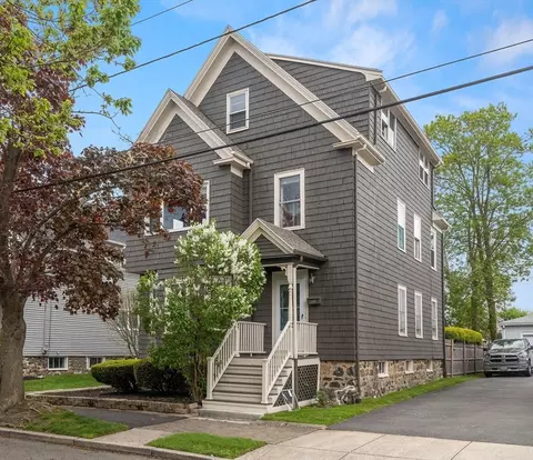 48 Archer St, Lynn, MA 01902