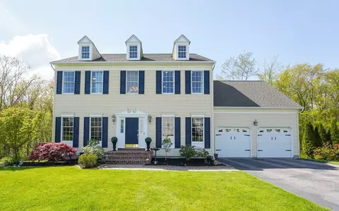 98 Ruest Rd, North Attleboro, MA 02760