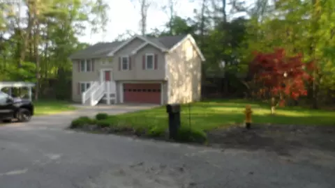 55 Cedar Rd, Leominster, MA 01453