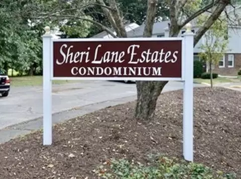 45 Sheri Ln #45, Agawam, MA 01001